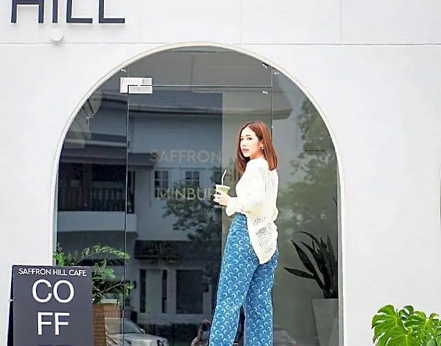 Saffron Hill Minburi Hotel 3*